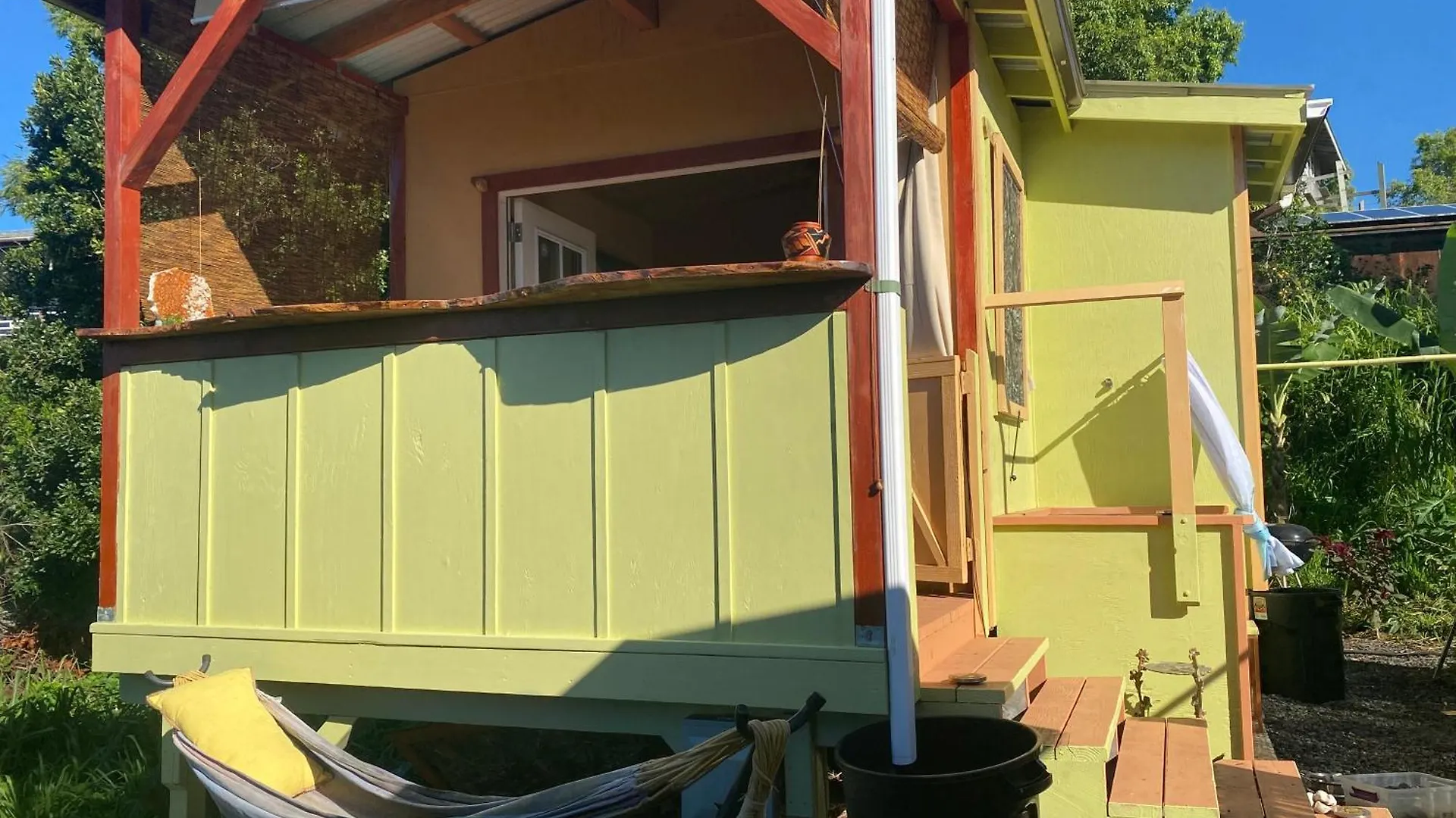 Bed & Breakfast Artsy Cabin On Organic Farm Naalehu